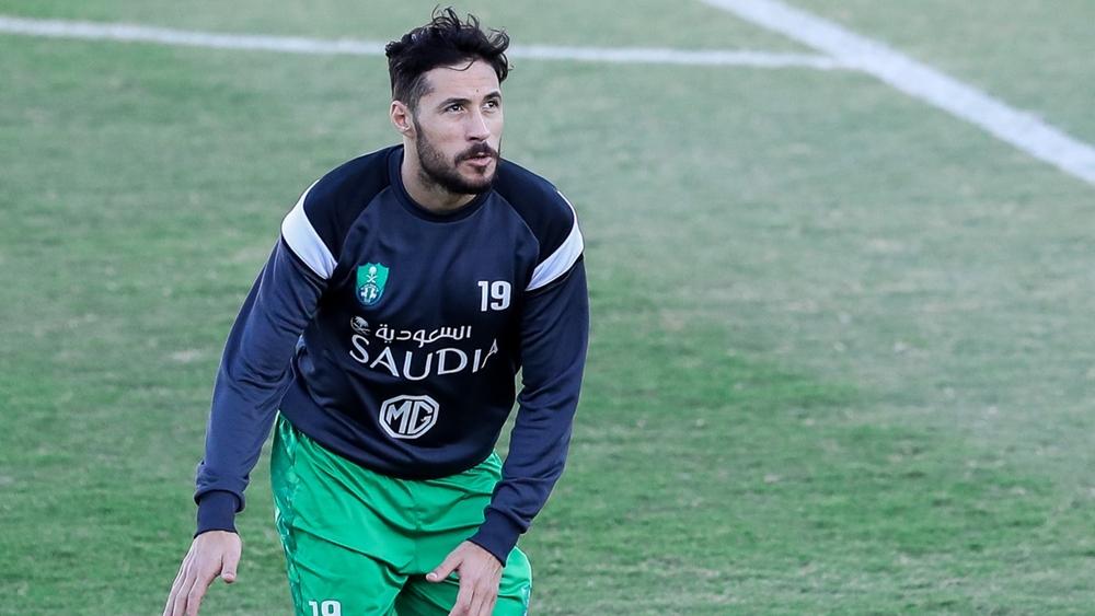 بعد حسم "صفقة بانون" وفق معطيات "البطولة".. والد بلايلي يُوضح: "يوسف سينضم إلى الأهلي المصري بنسبة 50%"