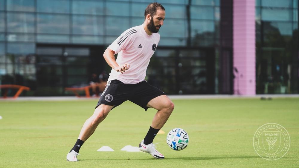 رسميًا / إنتر ميامي يُنهي إجراءات ضم جونزالو هيجواين