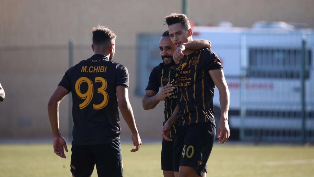 اتحاد طنجة بِوجْهٍ مُشرقٍ بعد عودته للمنافسة.. و"فارس البوغاز" ضمن 3 أندية لم تنهزم عقب فترة التوقف