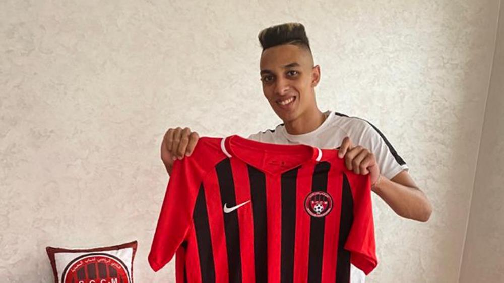 رسميا: شباب المحمدية يوقع للاعب أشرف غريب قادما من ملقا الإسباني