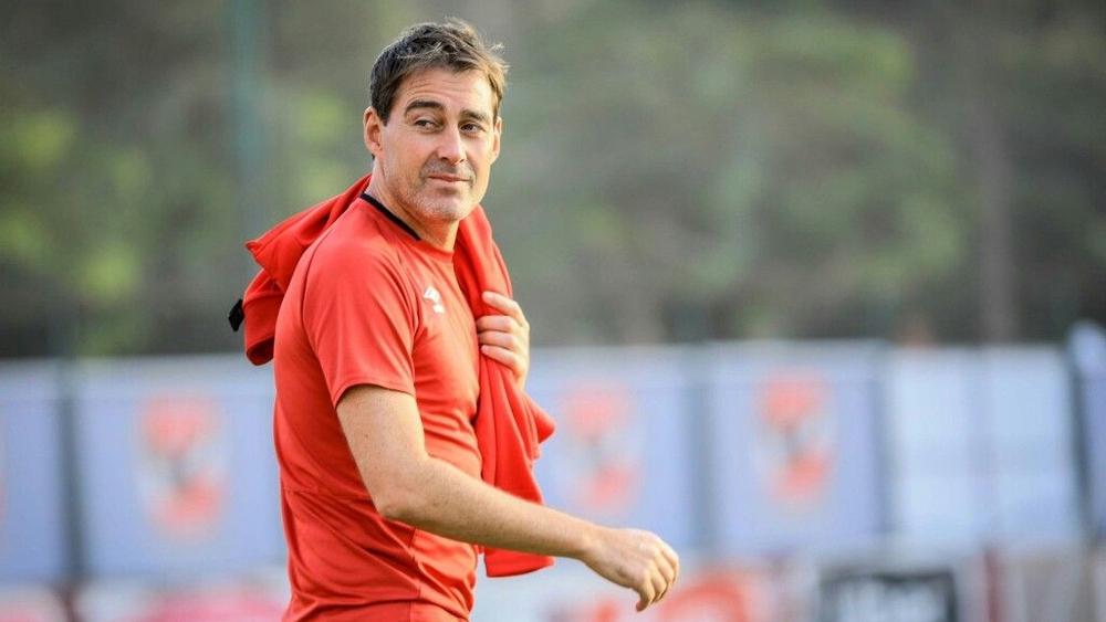 الإعلام المصري يؤكد رحيل "فايلر" عن الأهلي والنادي ينفي "الخبر" عبر بلاغ رسمي