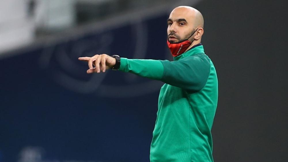 تقارير / الدحيل يتّجه نحو إقالة مدربه وليد الركراكي