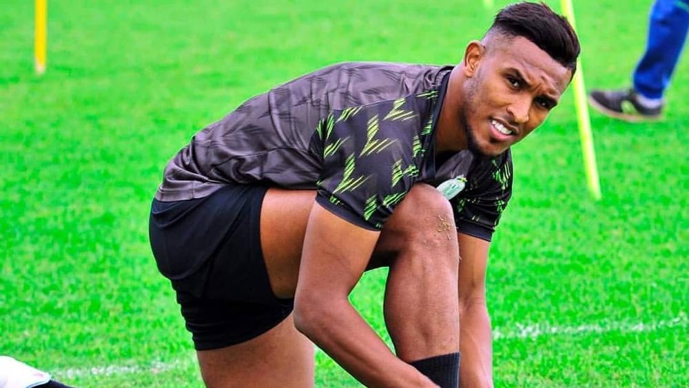 مدرب المنتخب الليبي يضع المدافع الرجاوي سند الورفلي في لائحة "الانتظار" بسبب مواجهة الزمالك