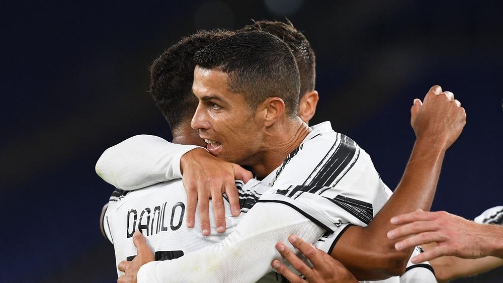 كريستيانو يواصل "الإبهار".. نجم يوفنتوس أول لاعب يسجل 450 هدفا في الدوريات الأوروبية الـ 5 الكبرى