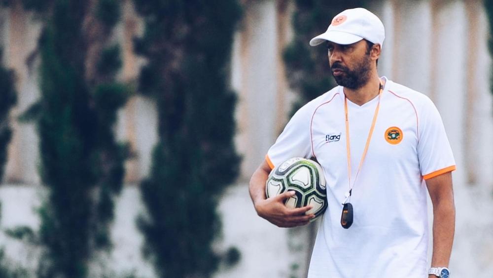 طارق السكتيوي: "واجهنا فريقا مُتقدِّم عليناً ذهنياً.. وقد أظهرنا شخصية البطل"