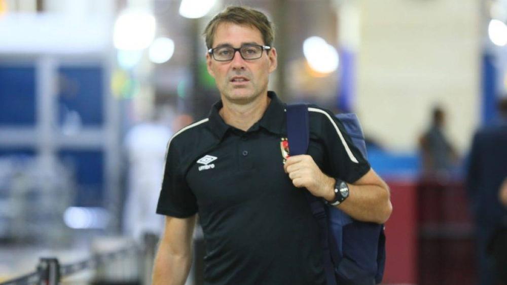 الأهلي يودّع فايلر بعد مباراته غدًا في كأس مصر.. ويبحث عمّن يقوده في مواجهة الوداد الرياضي