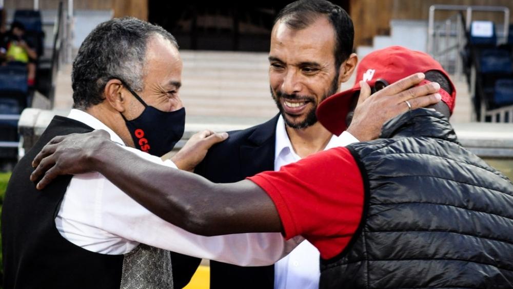 عبد الهادي السكتيوي: "النتيجة لا تعكس أداء أ.آسفي.. ضيعنا كرات عديدة والوداد كان حاسما"