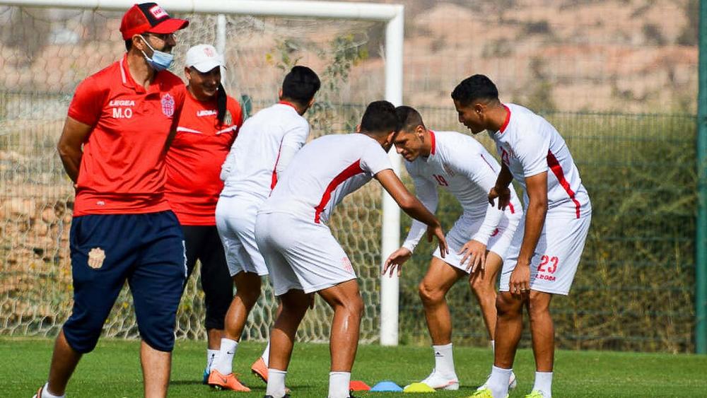 قبل مواجهته المرتقبة أمام الوداد.. "كورونا" تصيب 9 عناصر من حسنية أكادير والحصيلة مهددة بالارتفاع!