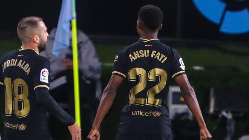 أنسو فاتي يسجل من جديد ويساهم في فوز برشلونة بـ"ثلاثية" على سليتا فيغو