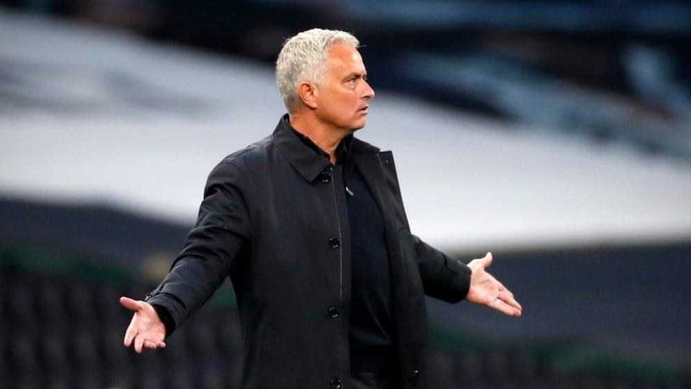 مورينيو: "تذمرت بما فيه الكفاية من جدول المباريات"