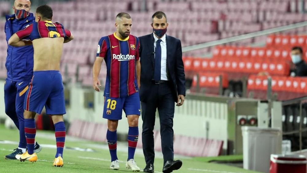 برشلونة يعلن إصابة ألبا.. و"آس" تؤكد "احتمالية" غيابه أمام ريال مدريد