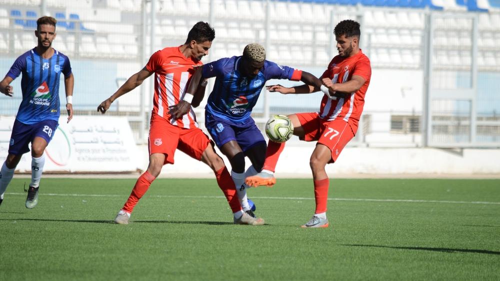 الجولة الـ29 من القسم الثاني: ش.أ. خنيفرة يقرب ش.الريف الحسيمي من "الهواة".. وتأزم وضعية ش.بنجرير وا.س. قاسم في أسفل الترتيب