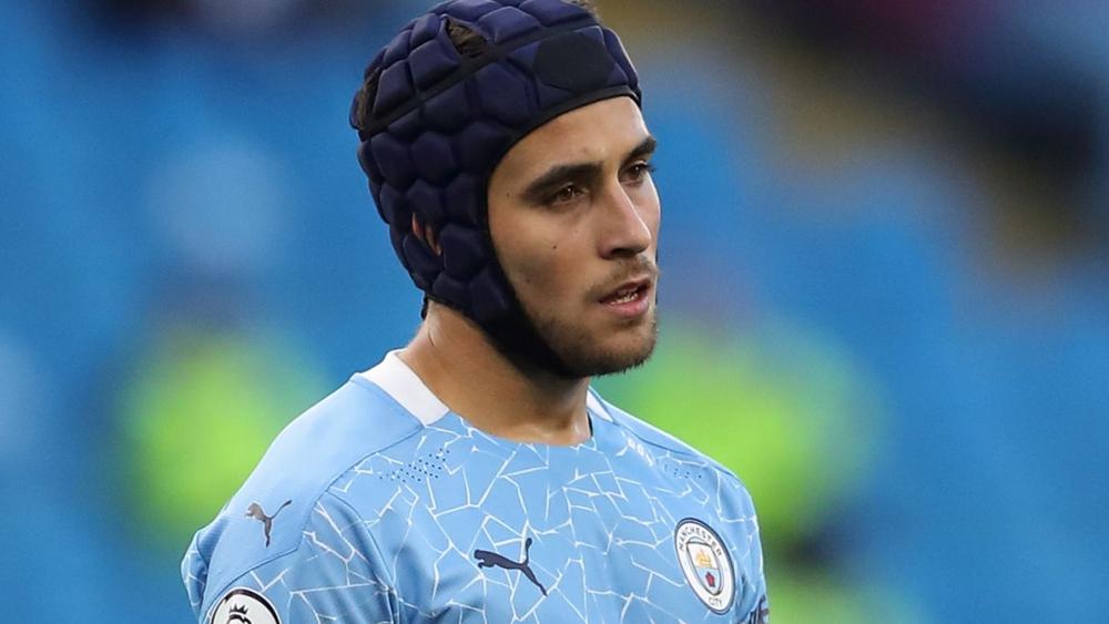 إيريك جارسيا باق مع مانشستر سيتي رغم إصرار برشلونة