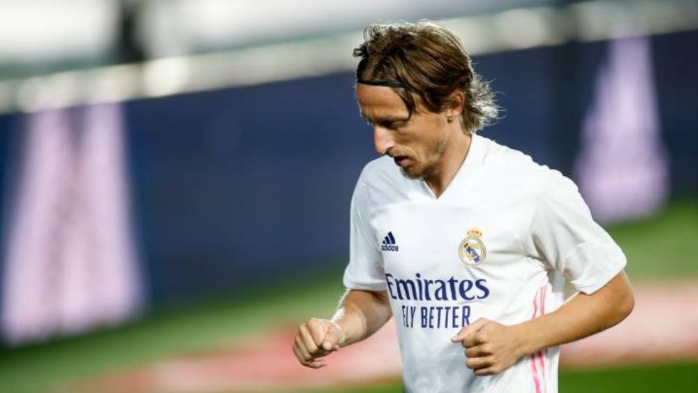 مودريتش: "أرغب في البقاء مع ريال مدريد"