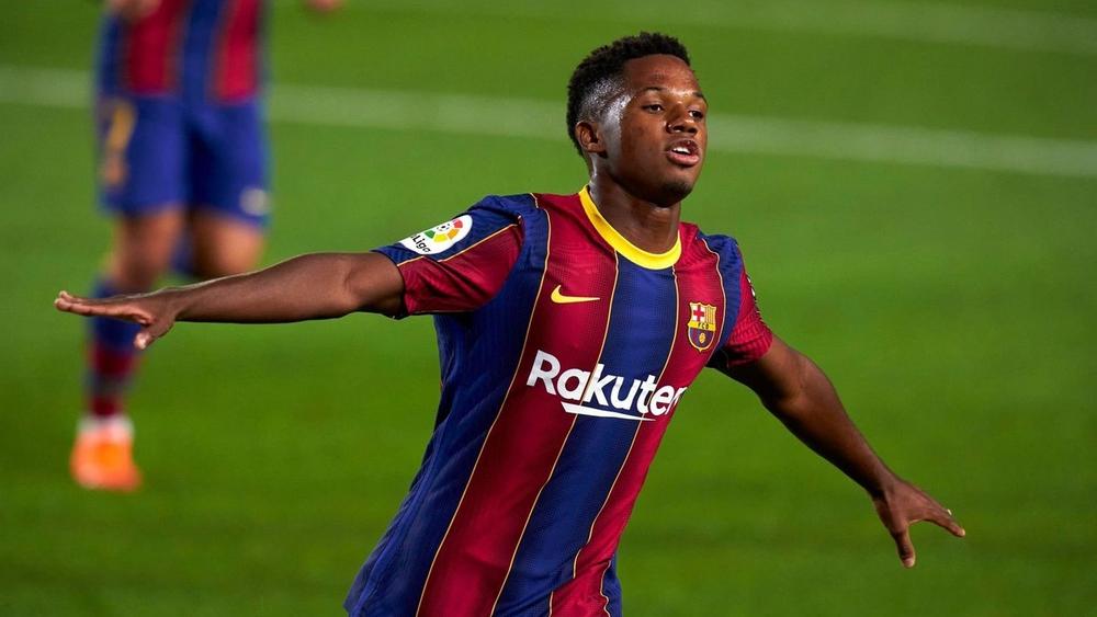 الإعلان عن قائمة المرشحين لجائزة "الفتى الذهبي"