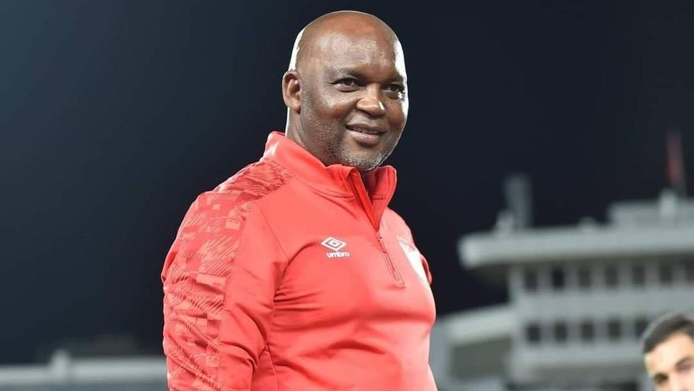 موسيماني يعلن عن تشكيلة الأهلي في مواجهة الوداد الرياضي