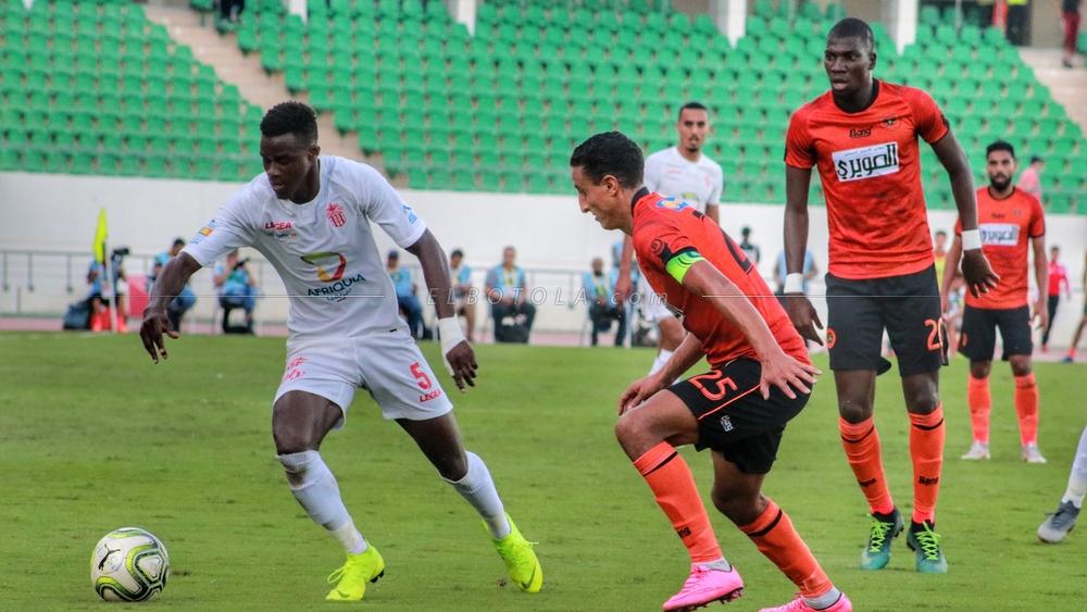 السكتيوي يميط اللثام عن تشكيلة نهضة بركان التي ستواجه حسنية أكادير