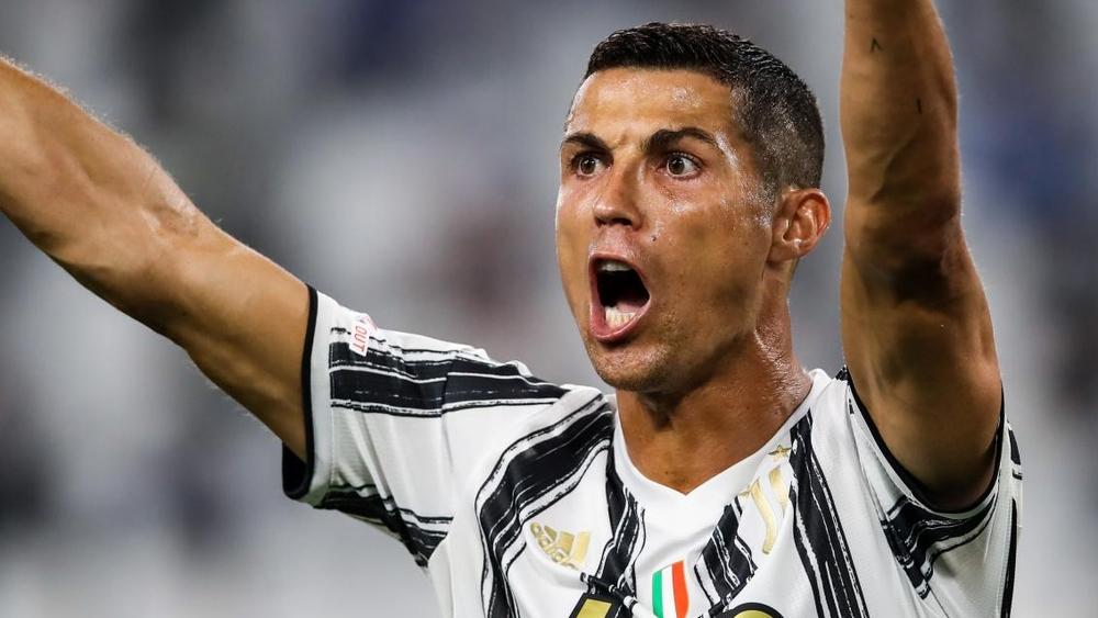 ماركا: نتيجة إيجابية لتحليلة جديدة لرونالدو.. يوفنتوس يُحرم من نجمه البرتغالي أمام برشلونة