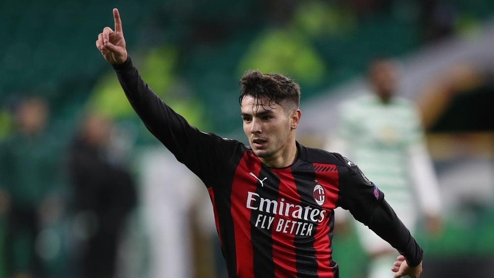 ميلان يبدأ مشواره في الـ"يوروبا ليغ" بثلاثية في شباك سلتيك