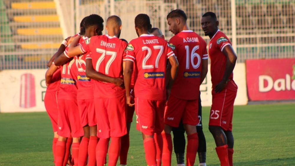 مولودية وجدة يعلن تسجيل 5 حالات إصابة بفيروس كورونا بين مكوناته