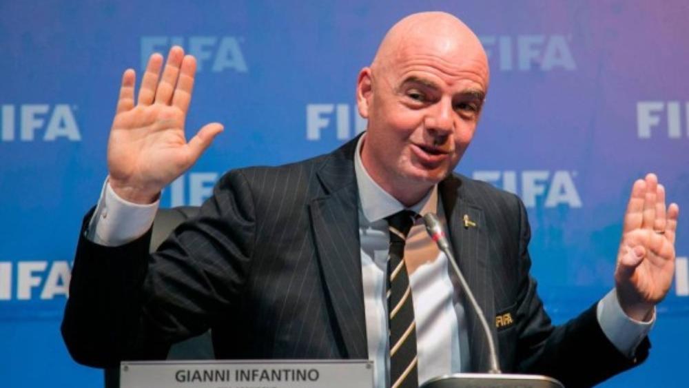 إصابة رئيس الاتحاد الدولي "إنفانتينو" بفيروس كورونا المستجد