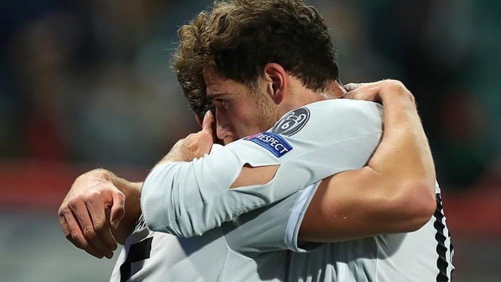 صورة غوريتزكا وقميصه "ممزق" تخطف الأنظار.. والجماهير تصفه بـ"هالك"