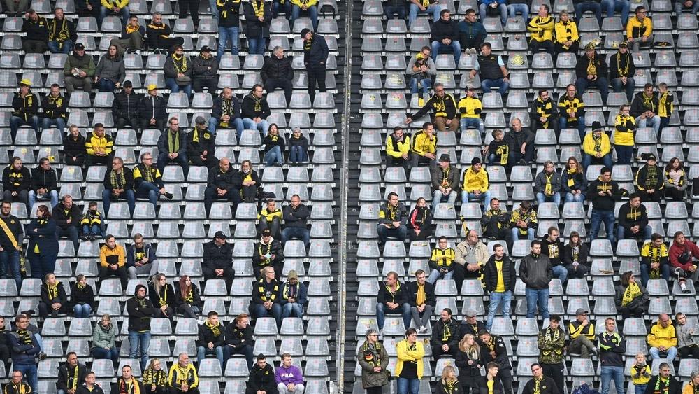 الـ"بوندسليجا" بدون جمهور في محاولة من ألمانيا للسيطرة على "كورونا"