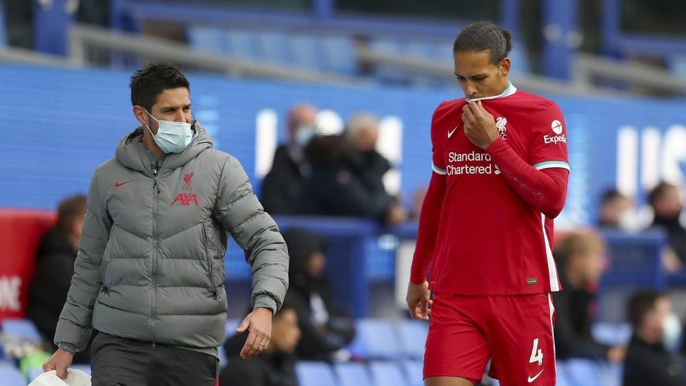 ليفربول يعلن "نجاح" العملية الجراحية لفان دايك.. ويؤكد عدم وجود تاريخ محدد لعودته