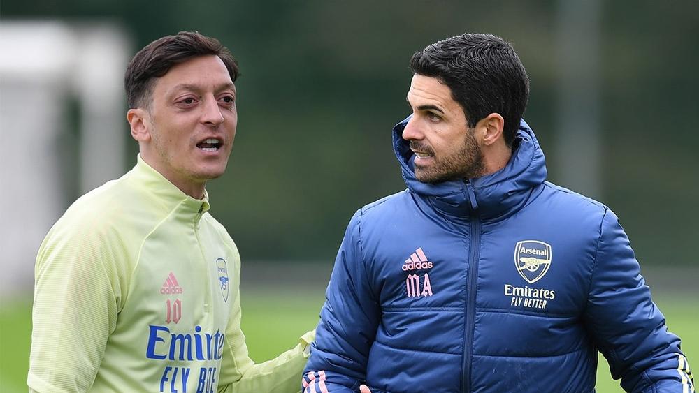 أرتيتا: "منحت أوزيل كل الفرص التي كانت لدي"