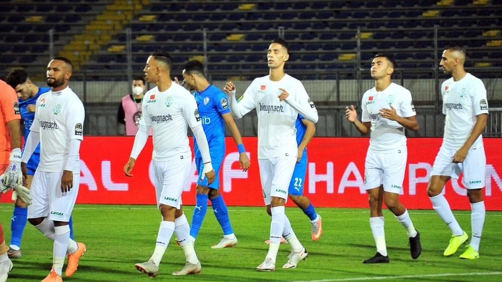 الرجاء يغادر أرض الوطن صوب مصر غدا على الساعة الـ 12 ظهرا تأهبا لمواجهة الزمالك