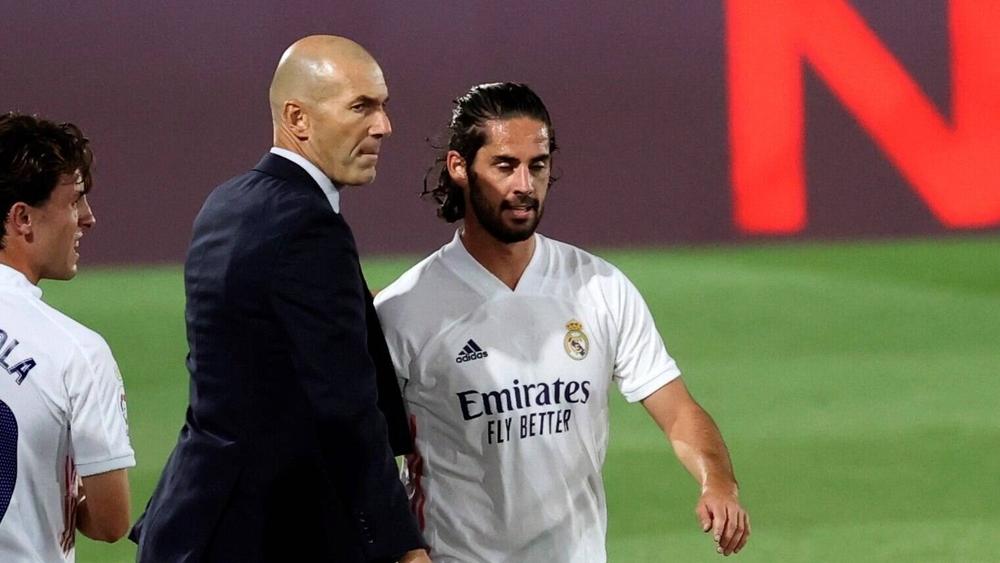 بعد التعاقد مع خاميس.. إيفرتون يحاول استغلال "وضع" إيسكو وضمه من ريال مدريد