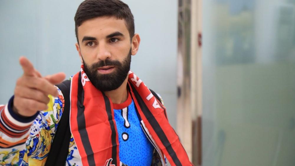 فوزير يُعلن إصابته بفيروس "كورونا".. ويطمئن مُتابعيه بشأن حالته الصحية