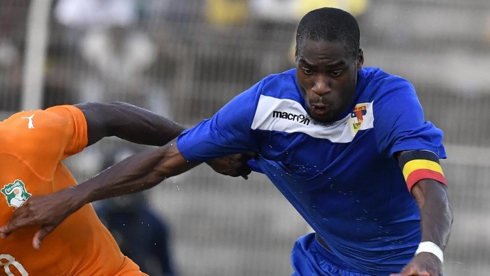 استعدادا لمواجهة المغرب.. مدرب منتخب أفريقيا الوسطى يستدعي 35 لاعبا وكوندوغبيا حاضر في القائمة