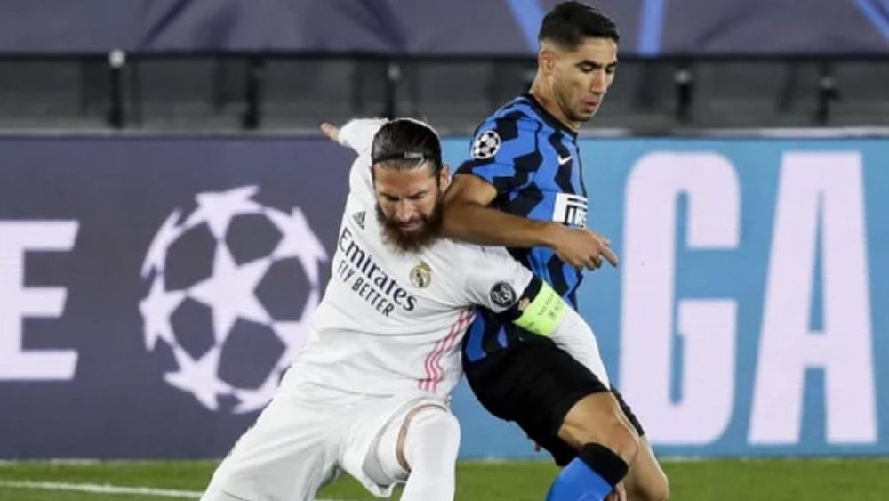 "موفيستار" تكشف بالفيديو كواليس لقاء الريال والإنتر: "راموس شتم حكيمي وطالبه بالنهوض والكفّ عن البكاء مثل فأر"