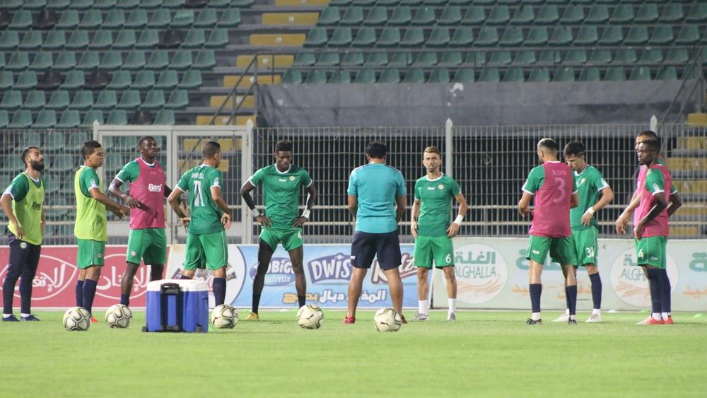 إدارة أولمبيك خريبكة تضغط على 6 من لاعبيها لإجبارهم على فسخ عقودهم بالمجان!