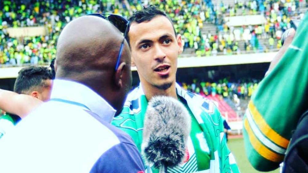 الحسين خوخوش خارج أسوار الدفاع الحسني الجديدي