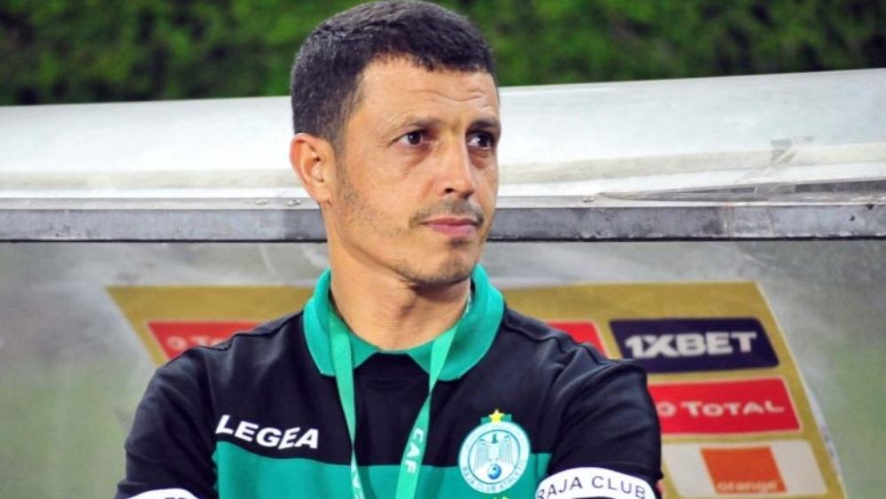 جديد ملف "مستقبل السلامي".. المدرب يتجه نحو الاستمرار في الرجاء ويتشبث بالمطالب الخاصة بالانتدابات