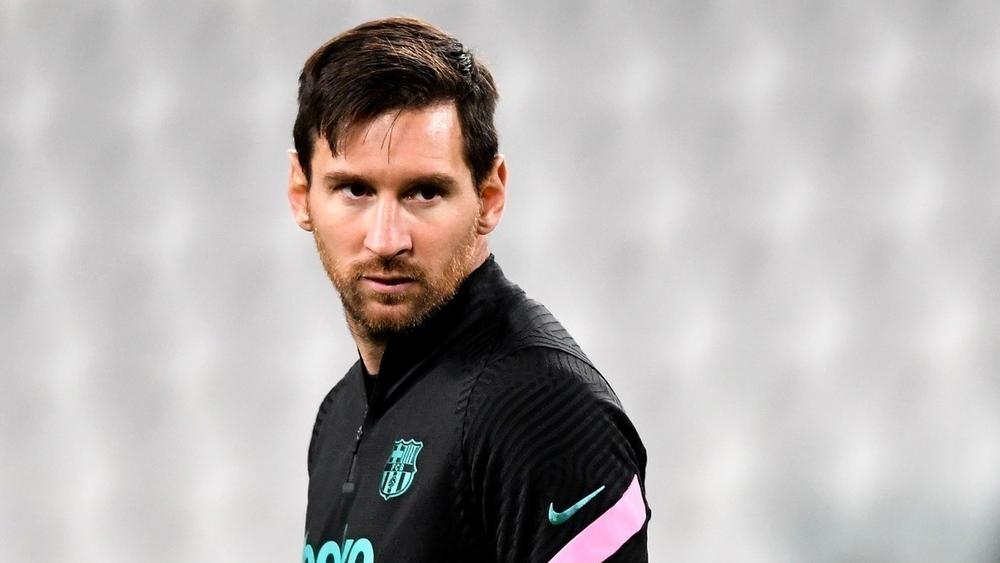 والد ميسي ردا على إمكانية انتقال نجله إلى سان جيرمان: "توقفوا عن الاختراع.. هذه معلومات كاذبة"