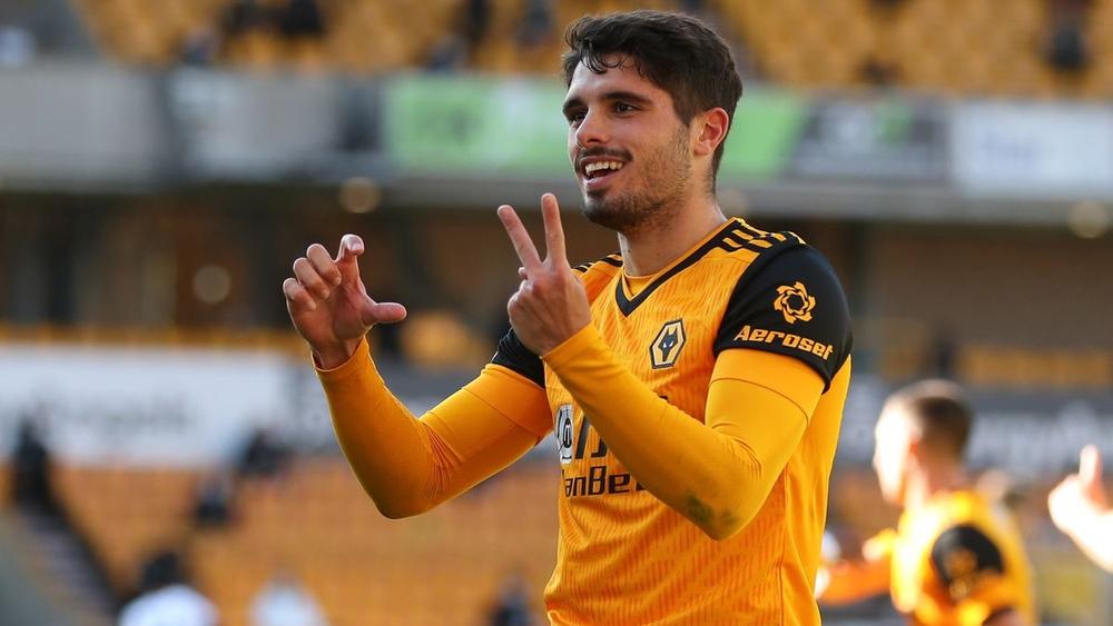 يوفنتوس يستفسر حول إمكانية التعاقد مع نجم ولفرهامبتون