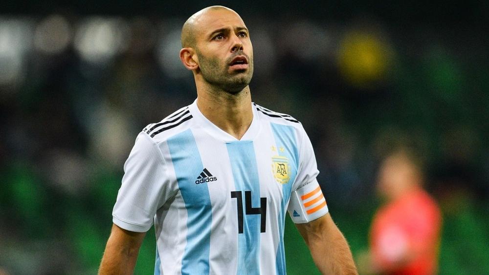 بعد مسيرة دامت 17 عاما.. خافيير ماسكيرانو يعلن اعتزاله