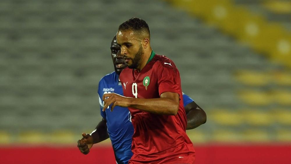 فيروس "كورونا" يُصيب يوسف العربي ويجبره على البقاء بالكاميرون