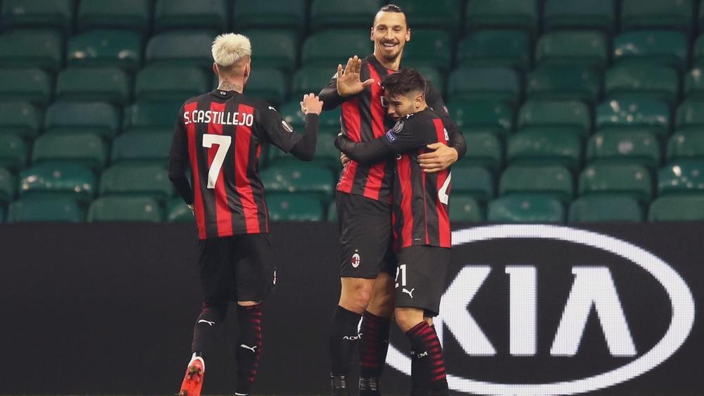 في مبادرة تحفيزية.. إبراهيموفيتش يقدم أجهزة "بلايستيشين 5" لزملائه بميلان