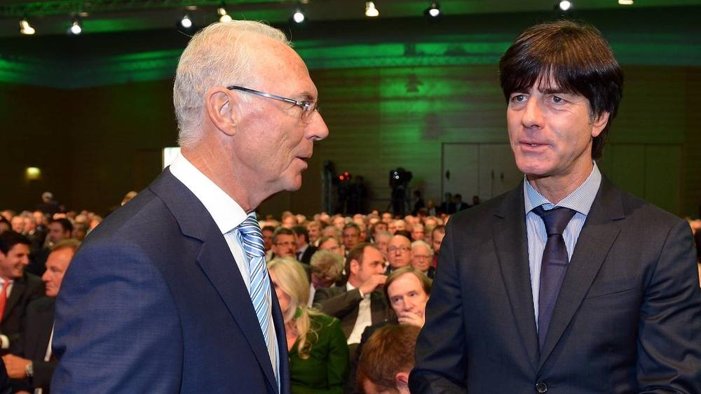 بيكنباور يؤيد استمرار لوف ويُطالب بإعادة مولر إلى المنتخب الألماني