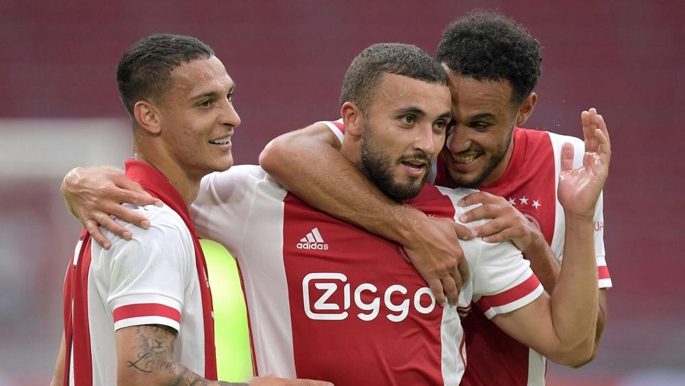 بعد إصابة لبيض ومزراوي.. أياكس ينتظر الساعات القادمة لتحديد خطورة الإصابتيْن