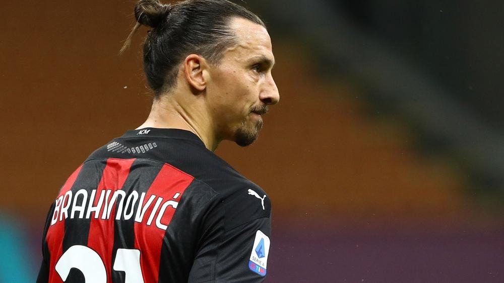 ميلان يواجه خطر فقدان إبراهيموفيتش لمدة شهر بداعي الإصابة