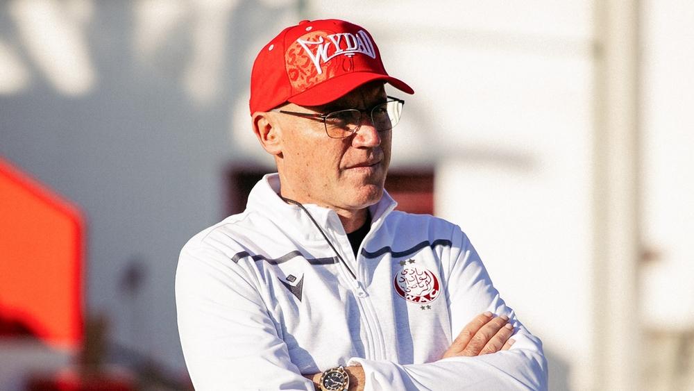 غاموندي يغادر الوداد بعد فسخ عقده مع النادي بالتراضي