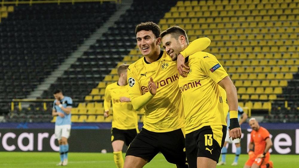 دورتموند يتعادل مع لاتسيو ويبلغ ثمن نهائي دوري الأبطال