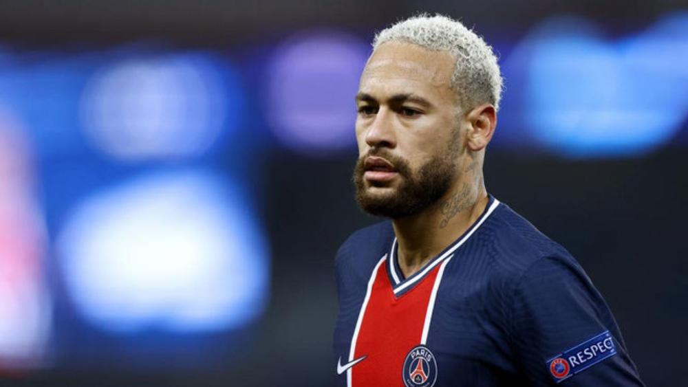 باريس سان جيرمان يُفكر في بيع نيمار تفاديًا لرحيله "المجاني"