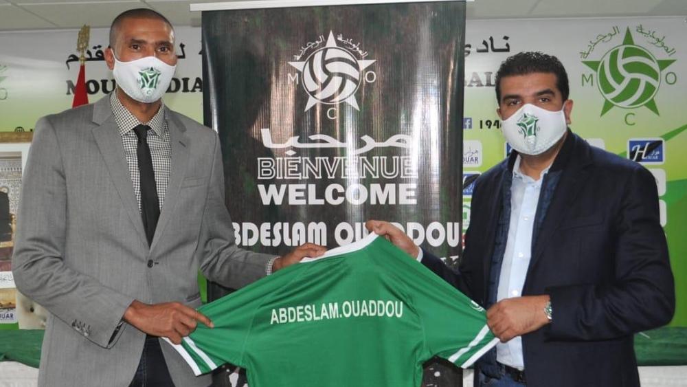 "أنقذوا المولودية".. الفريق تحت وطأة المشاكل والجماهير "ساخطة" على خلاف هوار مع وادو