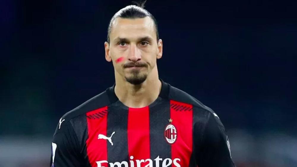 إبراهيموفيتش: "في تشكيلة أحلامي سأنفذ ركلات الجزاء على حساب ميسي"